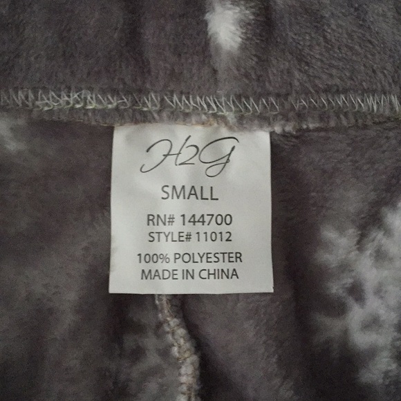 COPY - New with tags! Comfy lounge pants! Snowflakes! - Picture 4 of 7